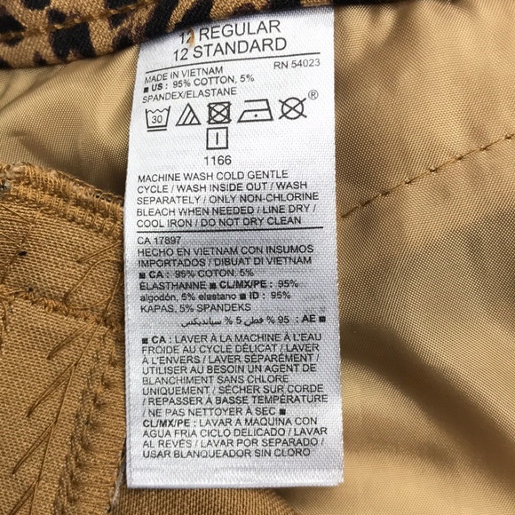 Old Navy Woman’s 8 Reg Leopard Harper Pants - Picture 3 of 4